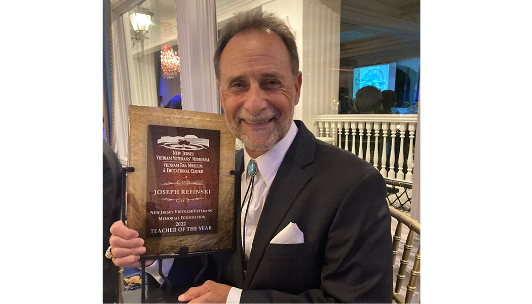 Read more about the article Refinski named Vietnam Veterans Memorial Foundation Teacher of the Year 