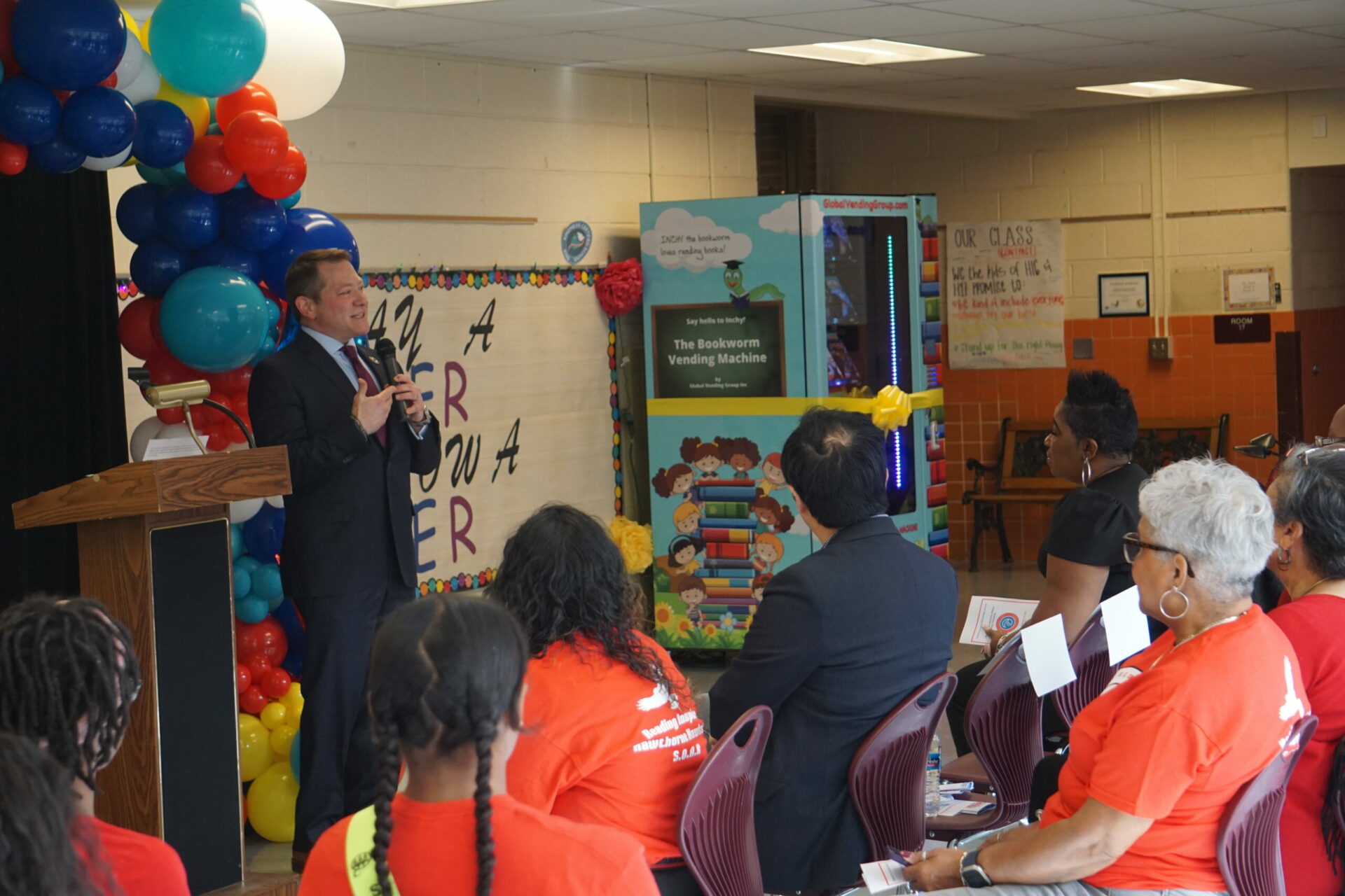 Read more about the article Beatty celebrates literacy in Willingboro