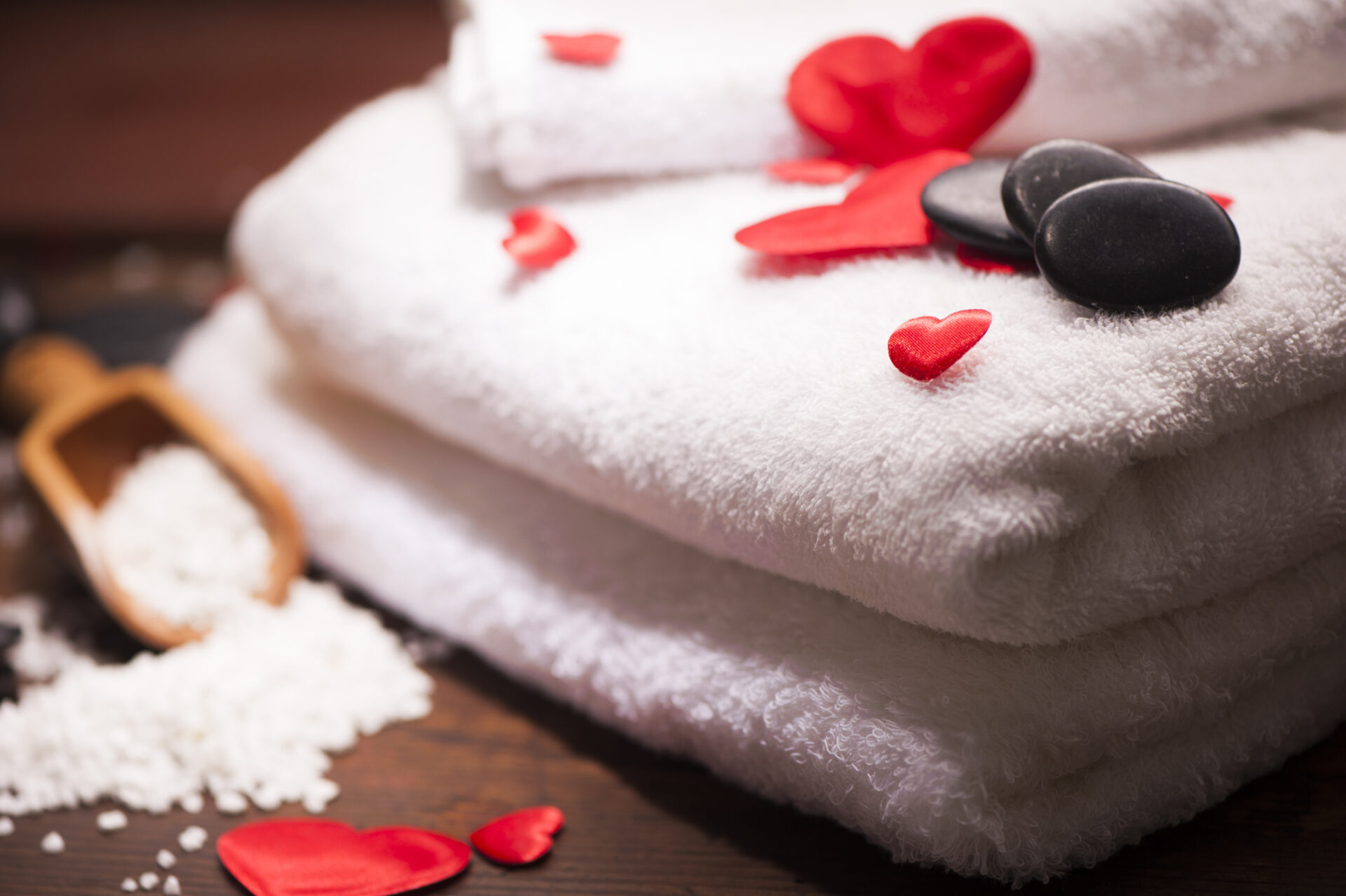 Read more about the article Valentine’s Day massage specials from Stiso Chiropractic