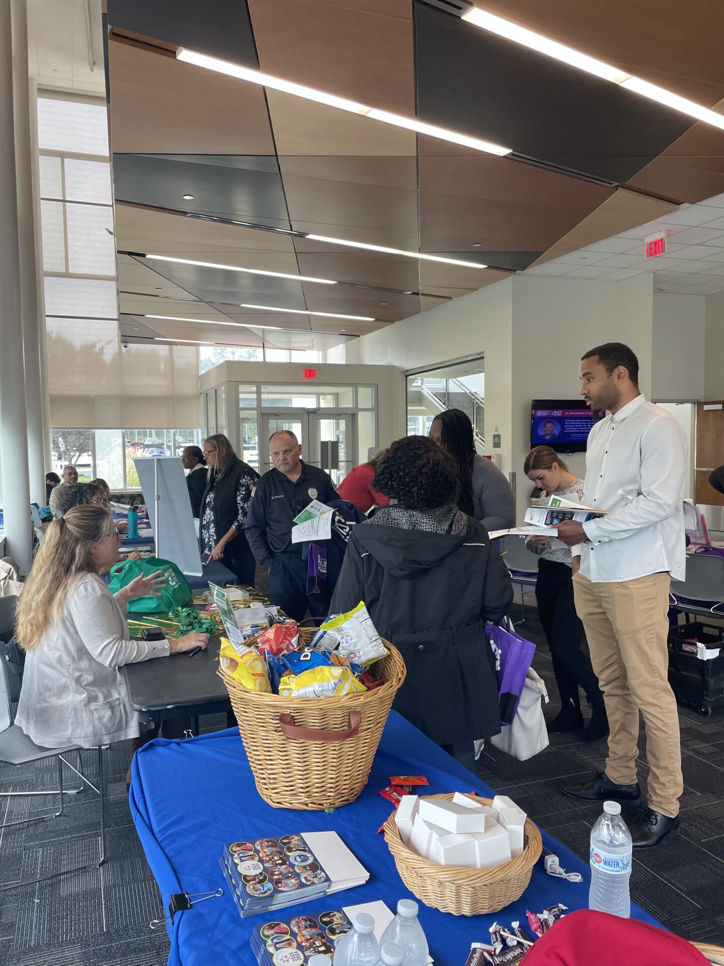 Read more about the article Atlantic Cape Community College Associations hold member benefits fair