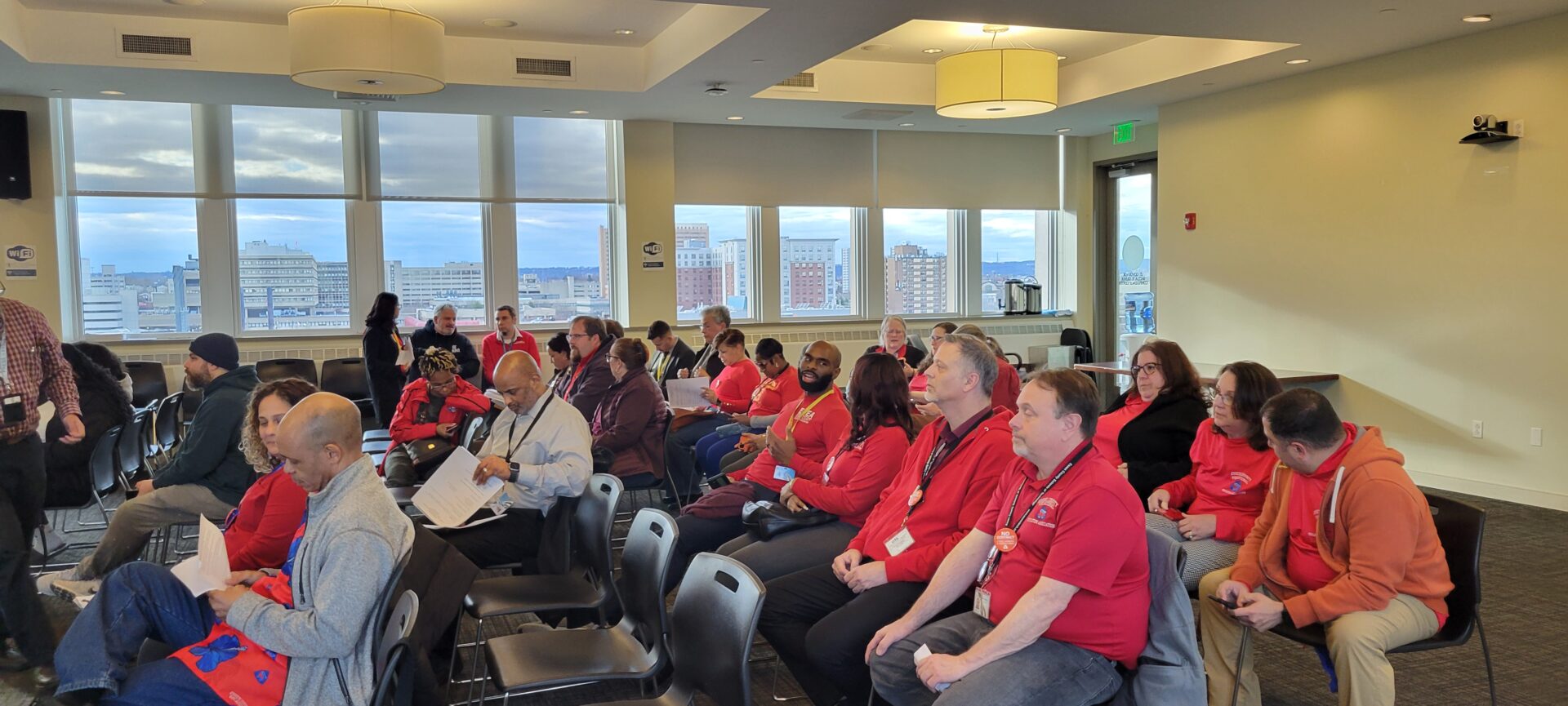 Read more about the article Essex County Votech EA rallies for a fair contract