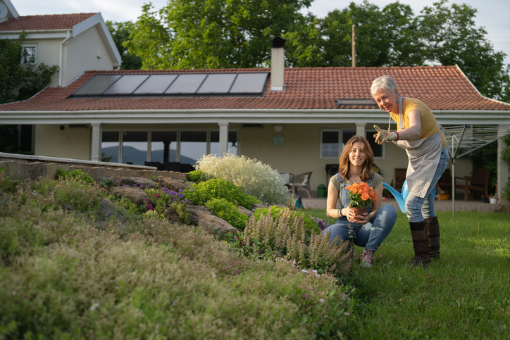 Read more about the article Take control of your energy costs with solar