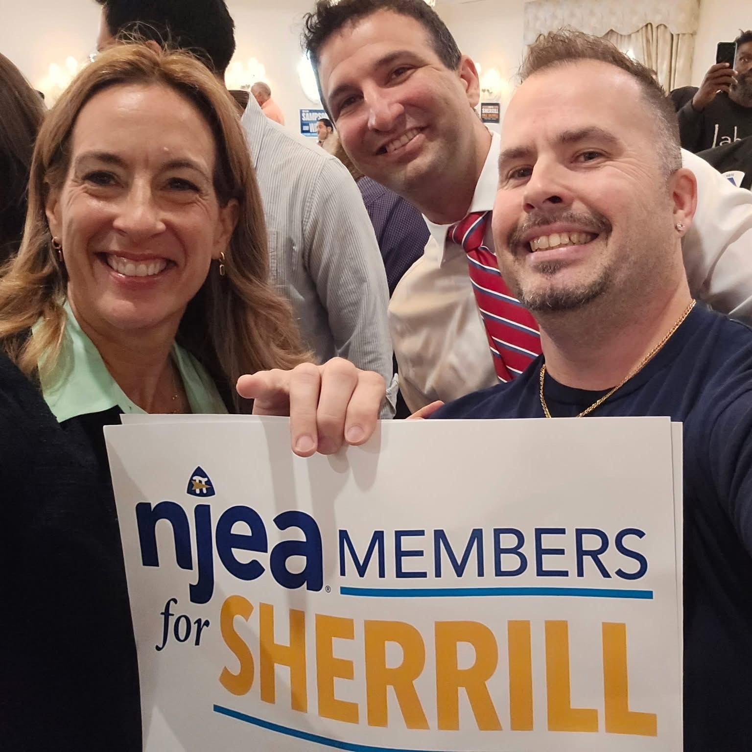 Read more about the article NJEA members cheer Sherrill win