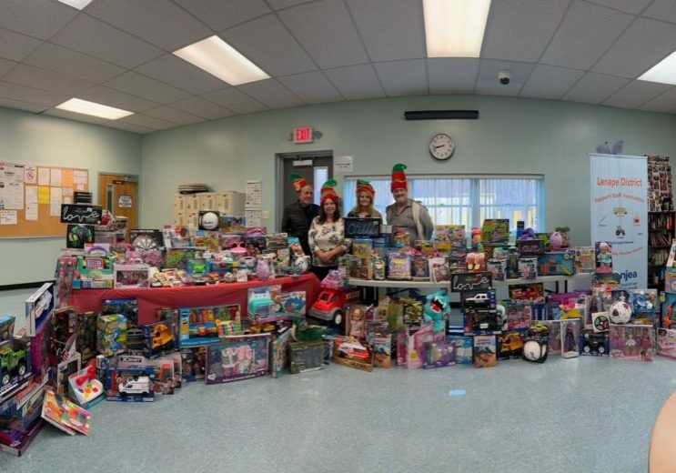Lenape District Support Staff Association Toys for Tots